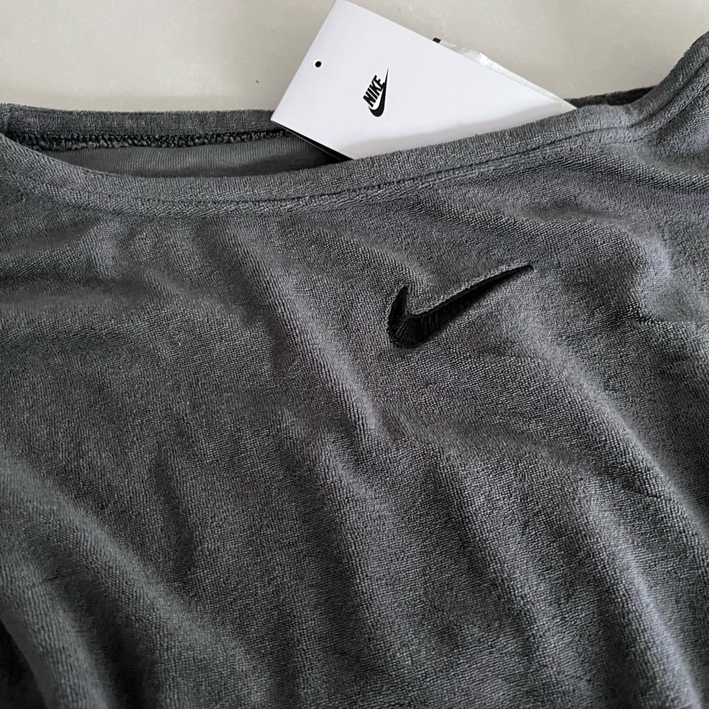 Brand new Nike oversized grey sweatshirt/fleece